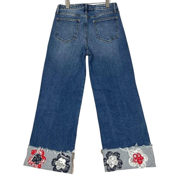 Driftwood Charlee Cuff Wide Leg Crop Jeans Womens 8 Floral Applique Boho Hippy - Picture 2 of 8